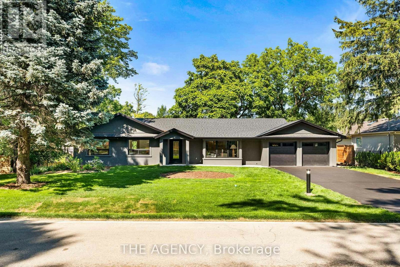 201 Trelawn Avenue, Oakville, ON, L6J 4R3