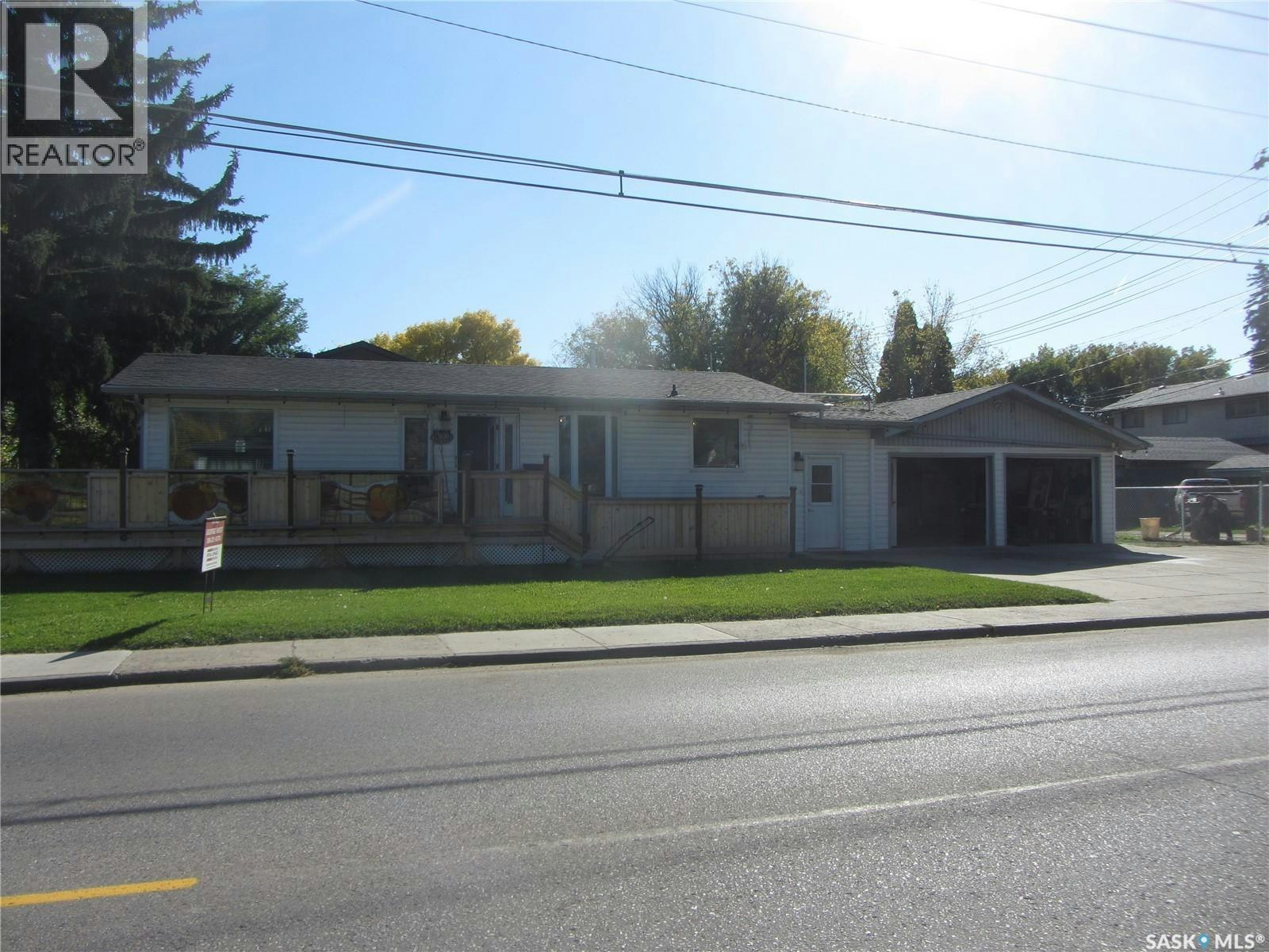 2400 Mcpherson Avenue, Saskatoon, SK, S7J 0S9