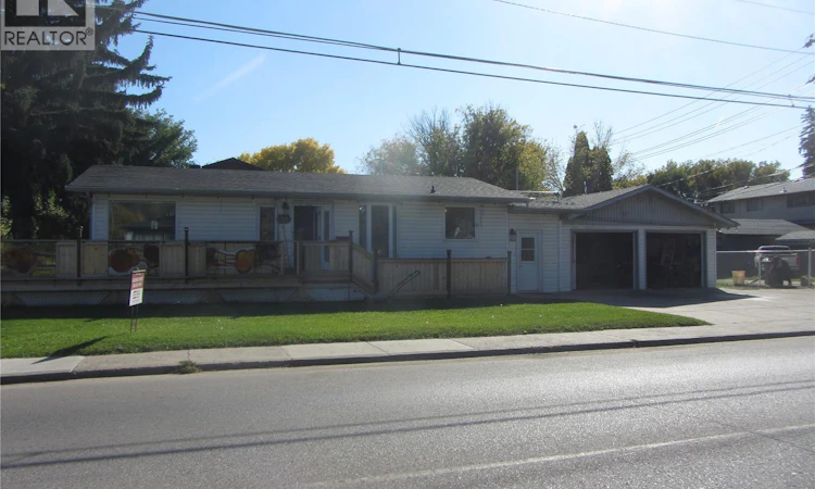 2400 Mcpherson Avenue