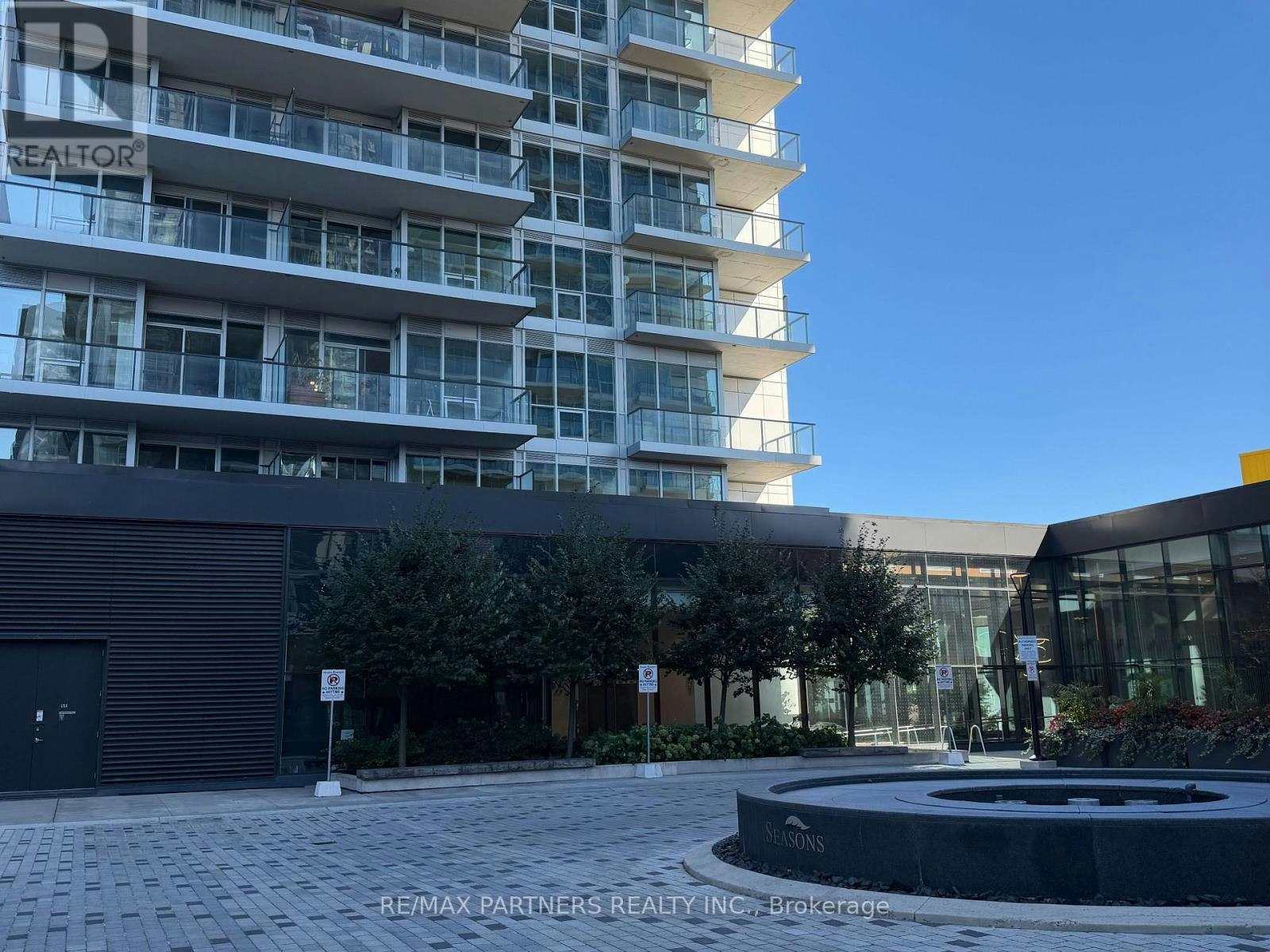 505-95 Mcmahon Drive, Toronto, ON, M2K 0H2 - 4