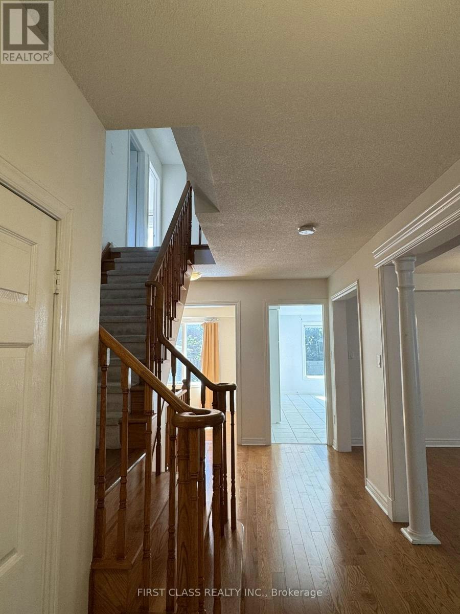 17 Maggs Street, Ajax, ON, L1T 4C5 - 2
