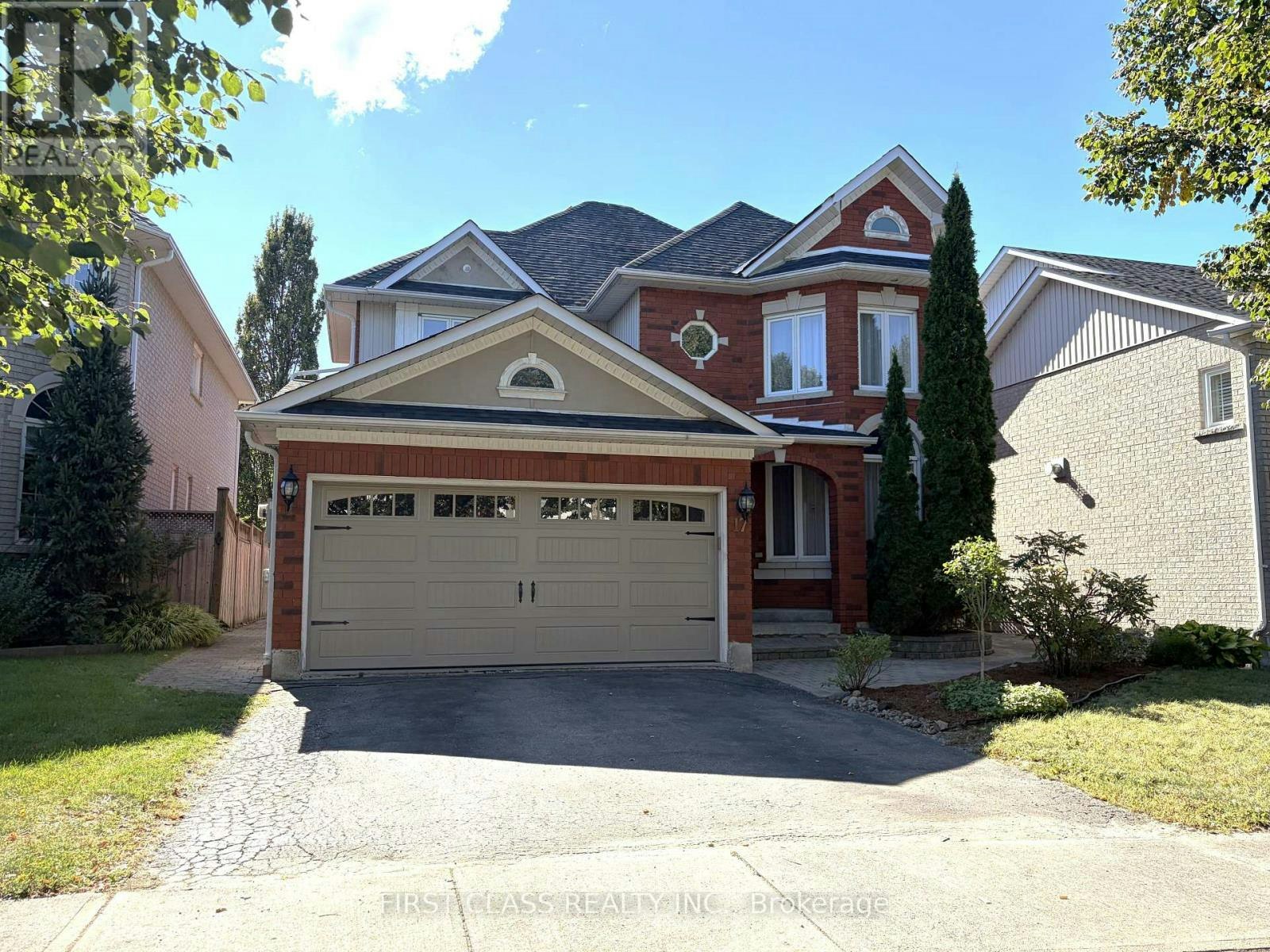 17 Maggs Street, Ajax, ON, L1T 4C5
