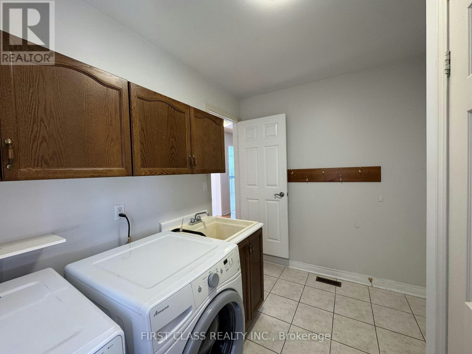 17 Maggs Street, Ajax, ON, L1T 4C5 - 30