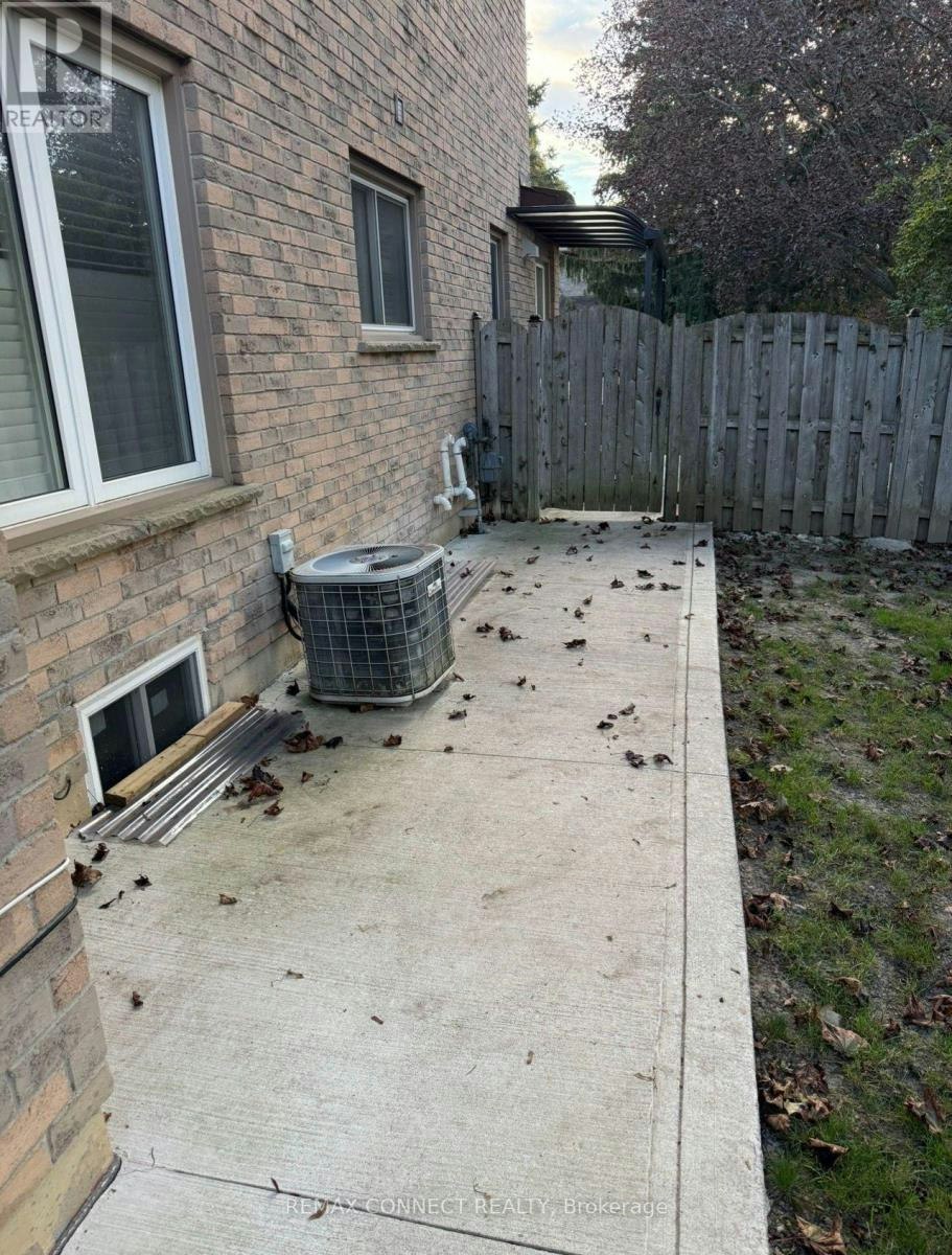 BSMT-118 Ribblesdale Drive, Whitby, ON, L1N 7C2 - 17