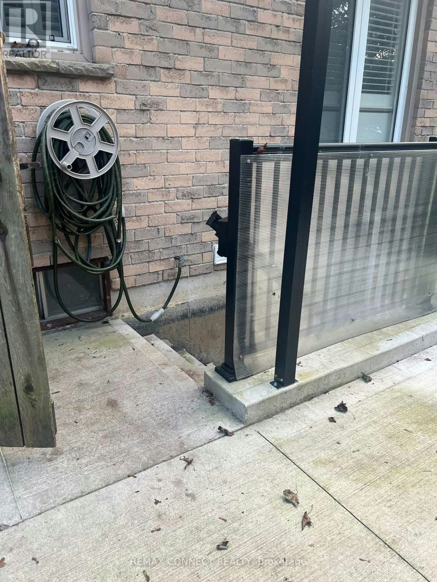 BSMT-118 Ribblesdale Drive, Whitby, ON, L1N 7C2 - 14