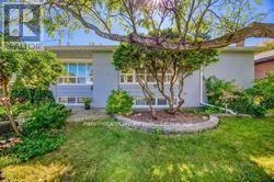 BS-392 Balkan Road, Richmond Hill, ON, L4C 2P1 - 4