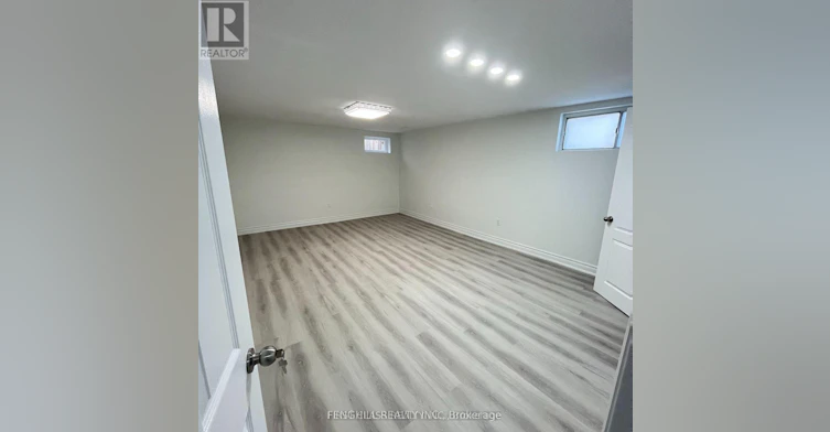 BS-392 Balkan Road, Richmond Hill, ON, L4C 2P1 - 5