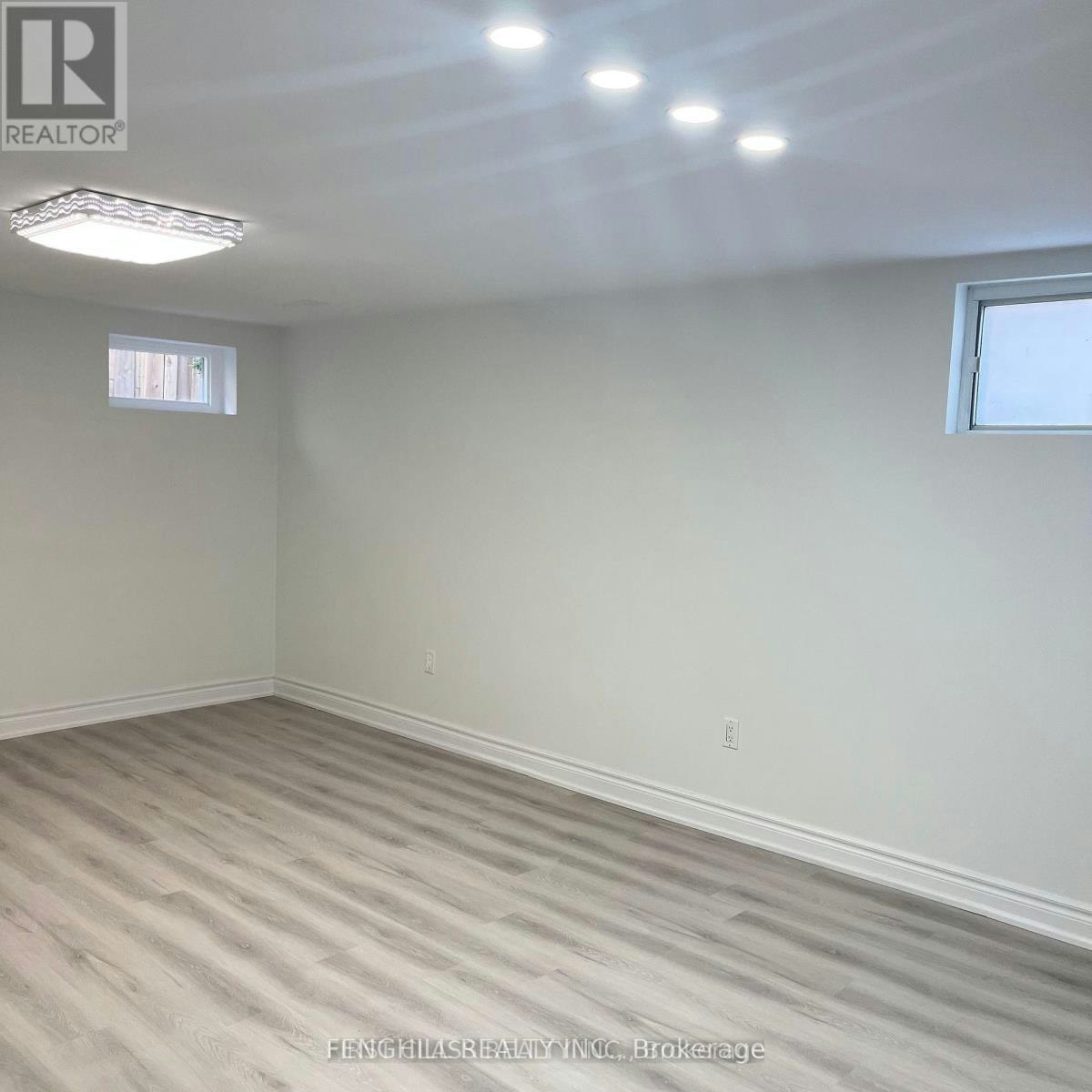 BS-392 Balkan Road, Richmond Hill, ON, L4C 2P1 - 8