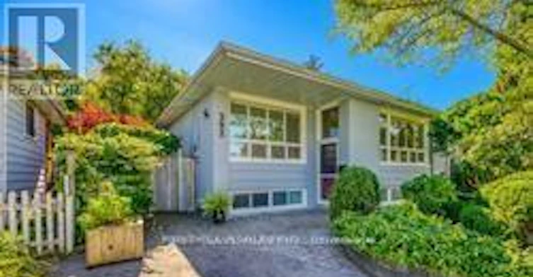 BS-392 Balkan Road, Richmond Hill, ON, L4C 2P1 - 2