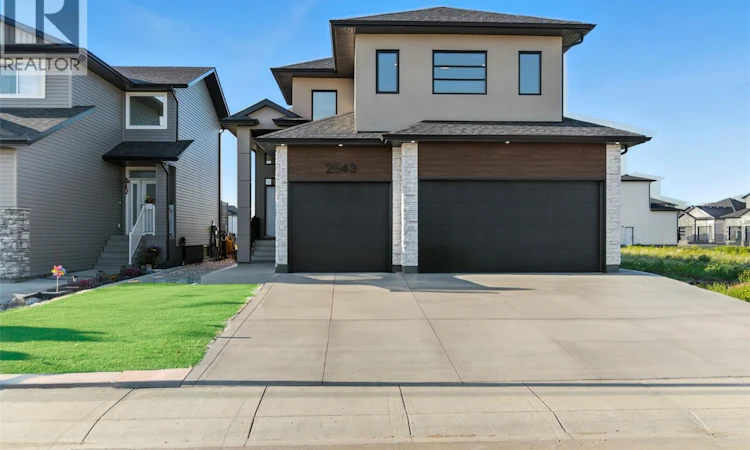 2543 Rosewood Drive