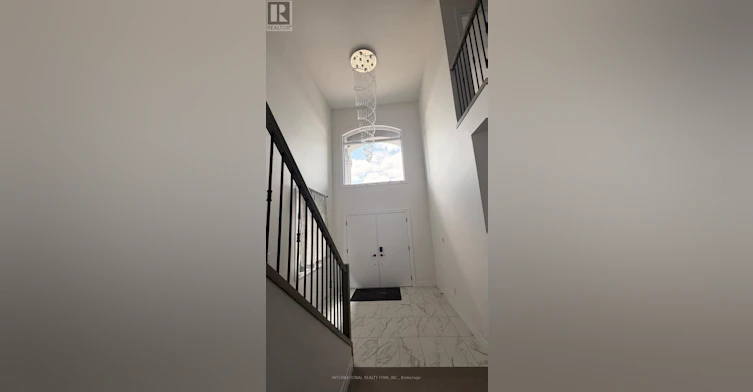 MAIN & UPPER-891 Darnley Boulevard, London, ON, N6M 0L9 - 4