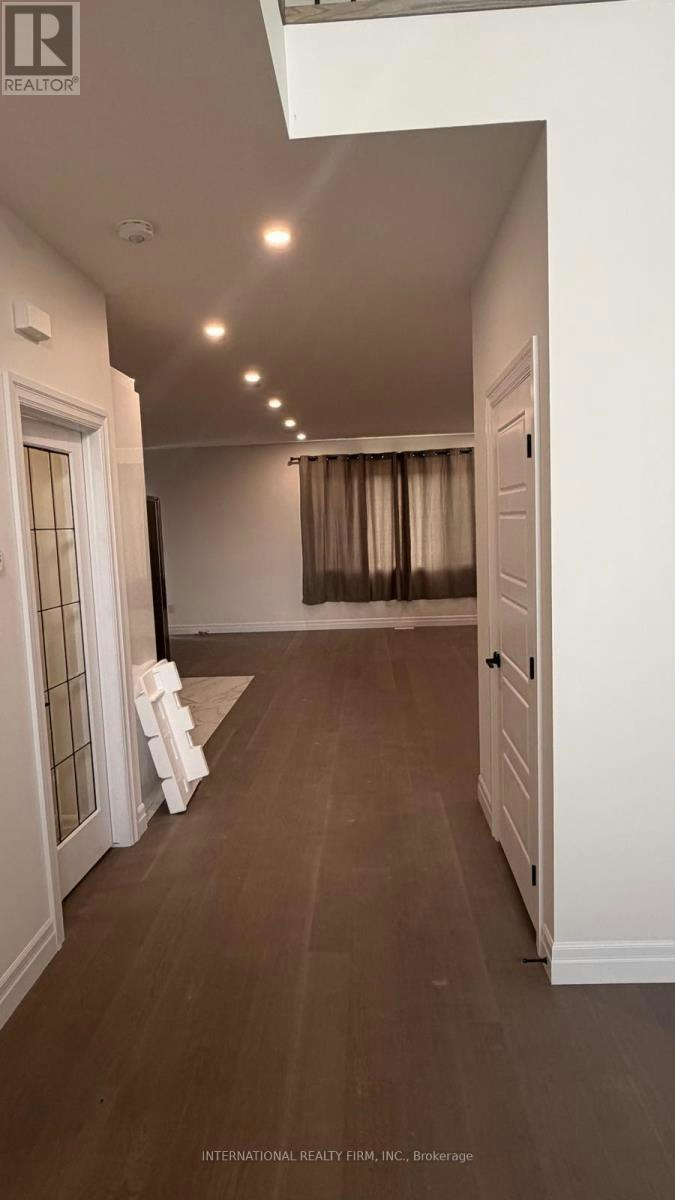 MAIN & UPPER-891 Darnley Boulevard, London, ON, N6M 0L9 - 9