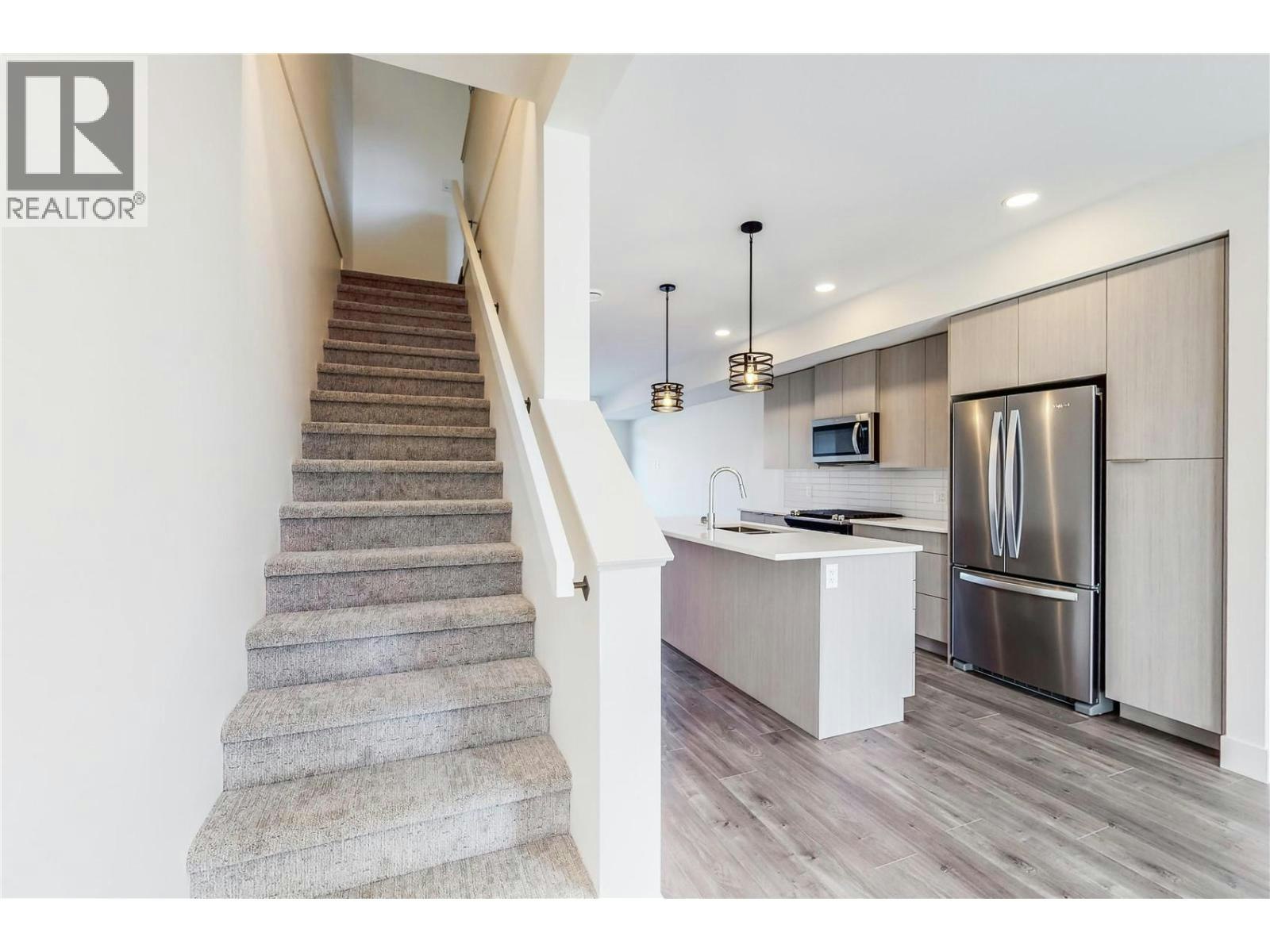 43-720 Valley Road, Kelowna, BC, V1V 0E1 - 8