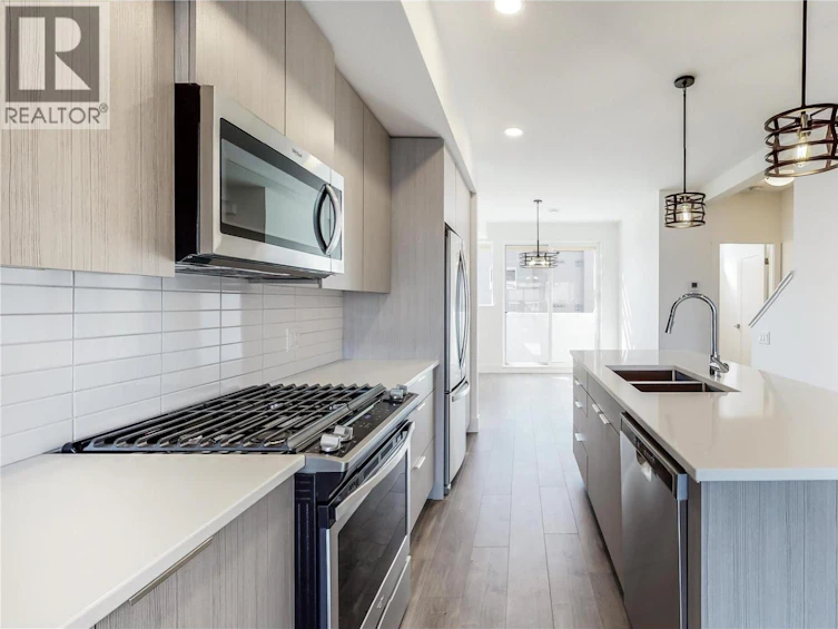 43-720 Valley Road, Kelowna, BC, V1V 0E1 - 4