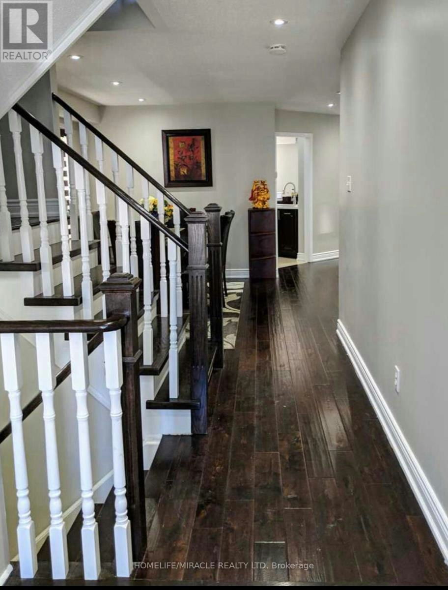 UPPER-22 Pauline Crescent, Brampton, ON, L7A 2V4 - 4