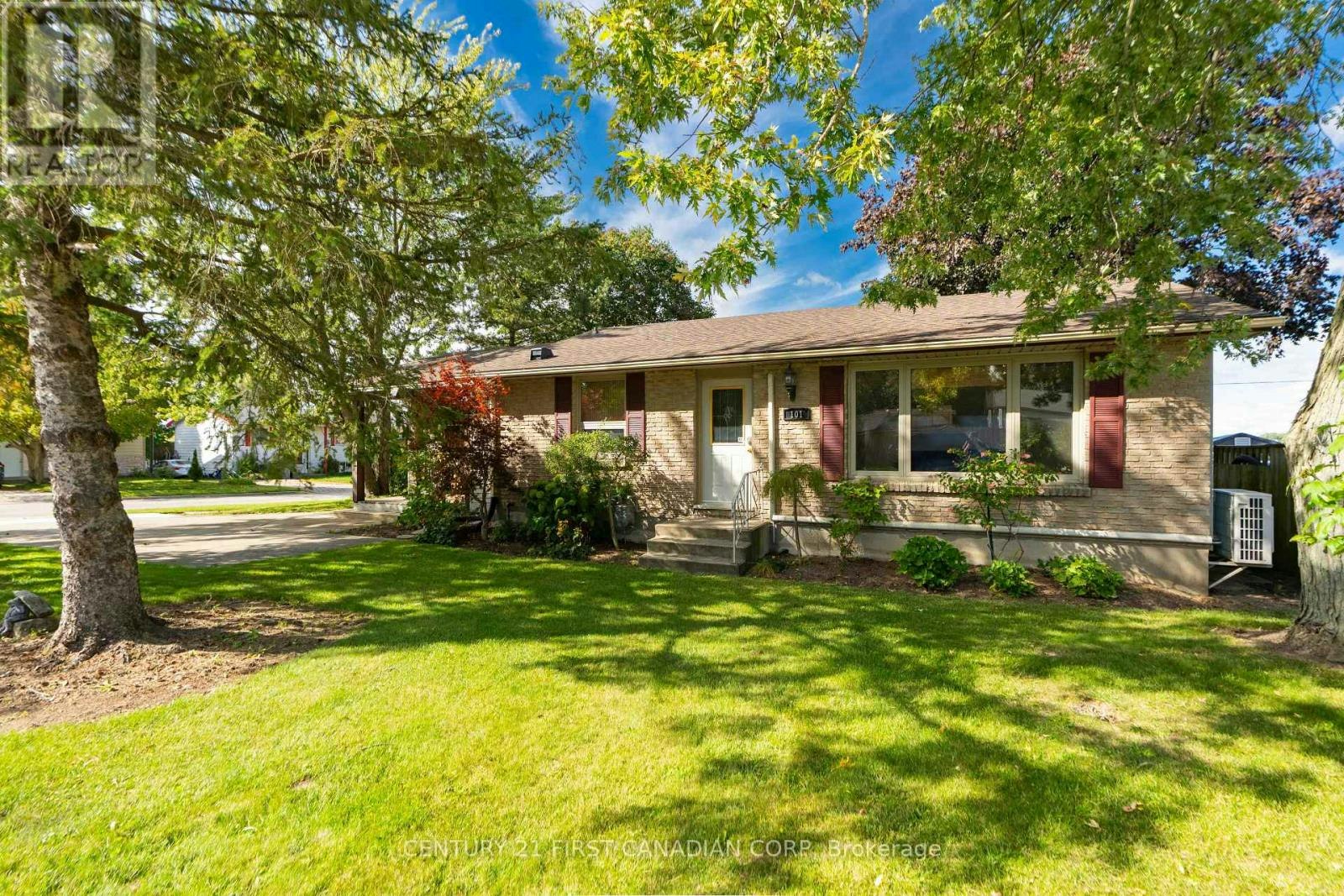 101 Kleinfeldt Avenue, Lucan Biddulph, ON, N0M 2J0