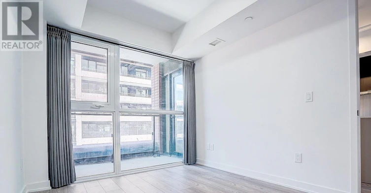 431-8 Tippett Road, Toronto, ON, M3H 0E7 - 13