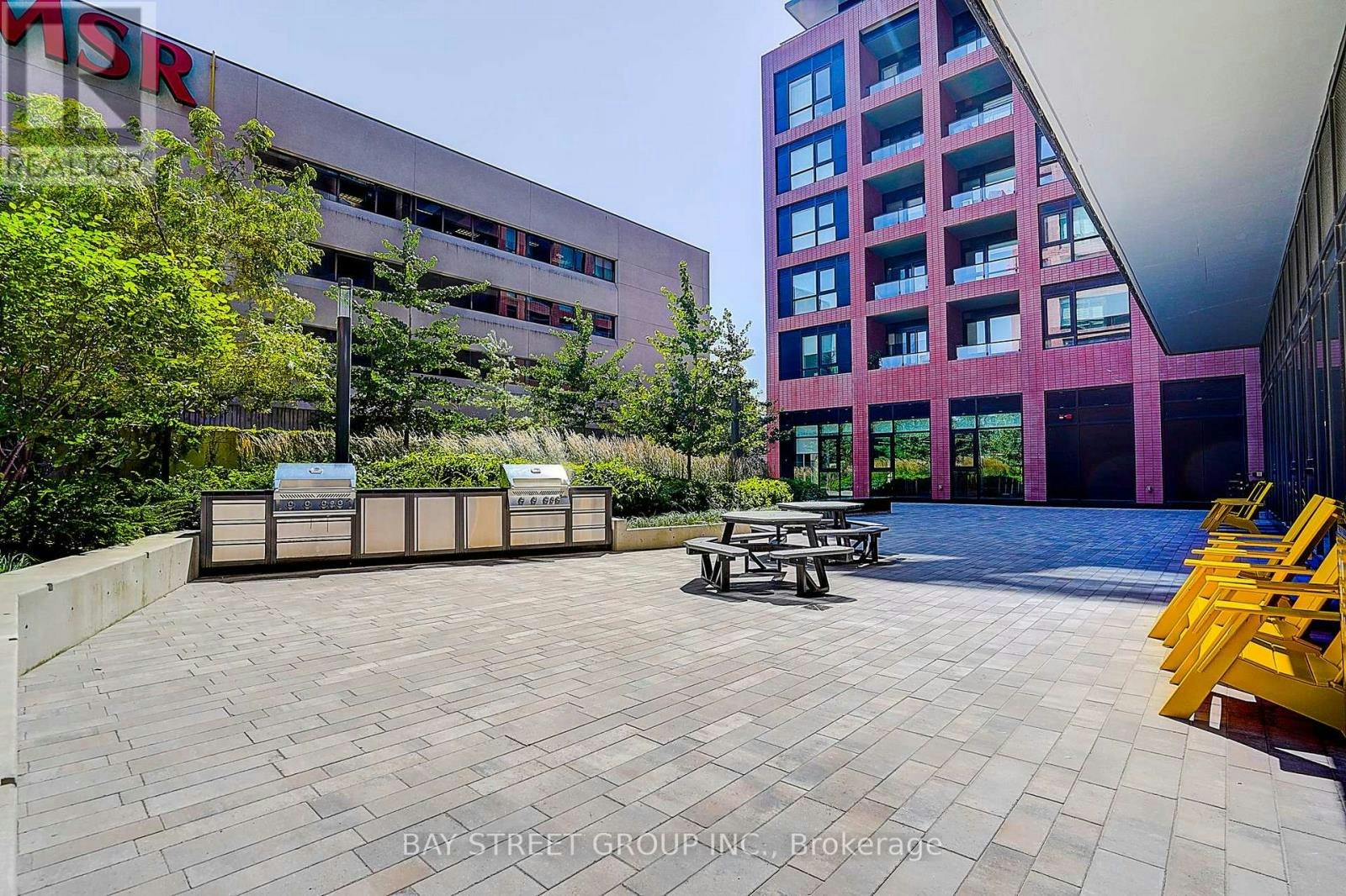 431-8 Tippett Road, Toronto, ON, M3H 0E7 - 26