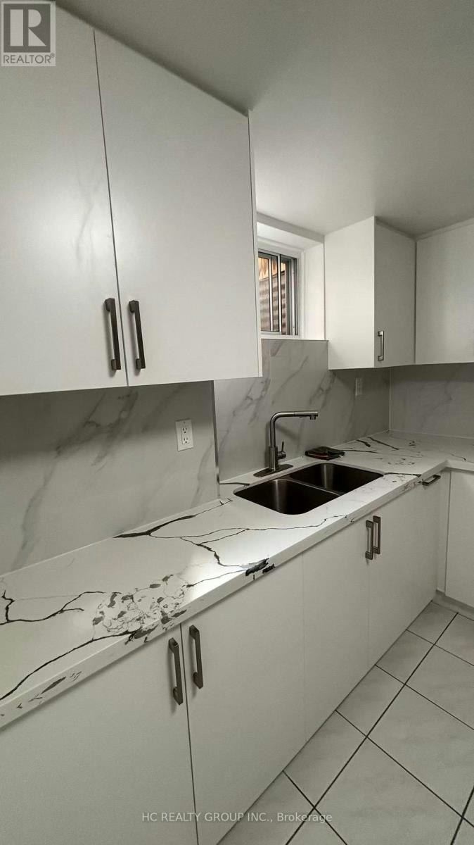 BSMT-27 Macklingate Court, Toronto, ON, M1V 1A2 - 10