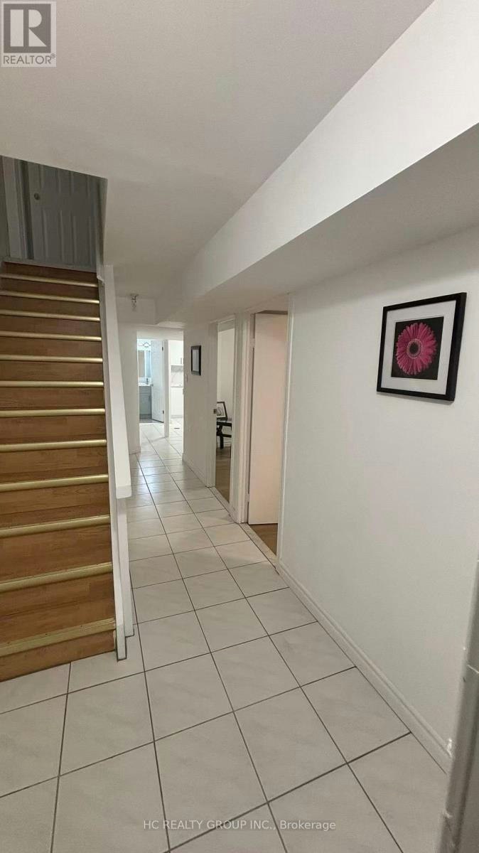 BSMT-27 Macklingate Court, Toronto, ON, M1V 1A2 - 5