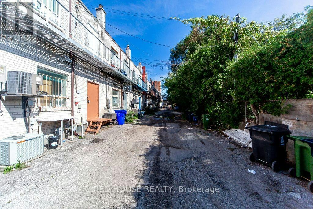 1533 O'connor Drive, Toronto, ON, M4B 2V7 - 33