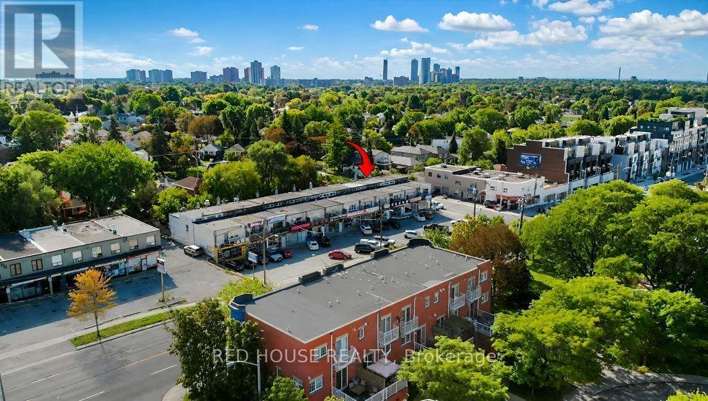 1533 O'connor Drive, Toronto, ON, M4B 2V7