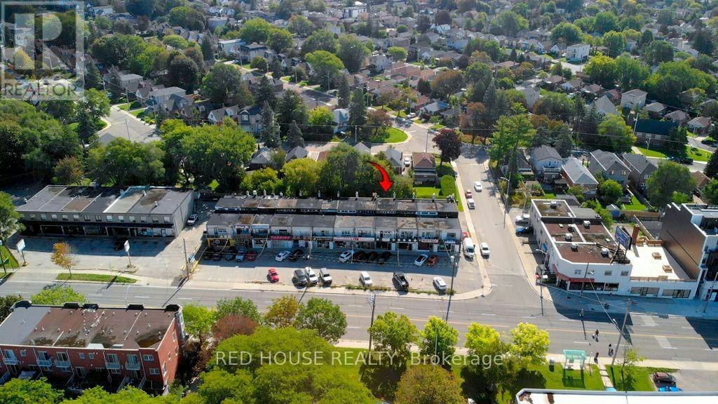 1533 O'connor Drive, Toronto, ON, M4B 2V7 - 2