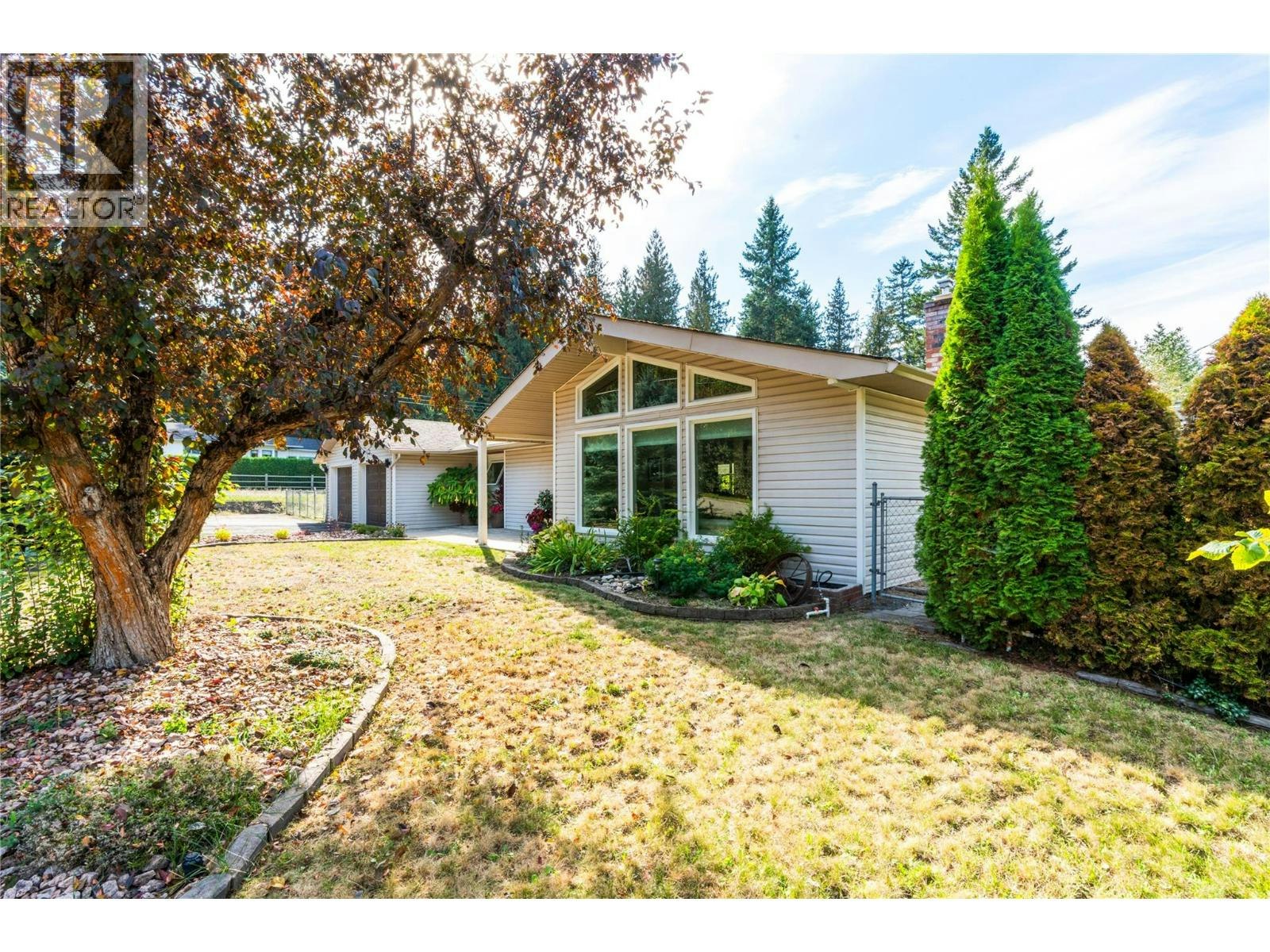 9434 Angus Drive, Coldstream, BC, V1B 3G1 - 30