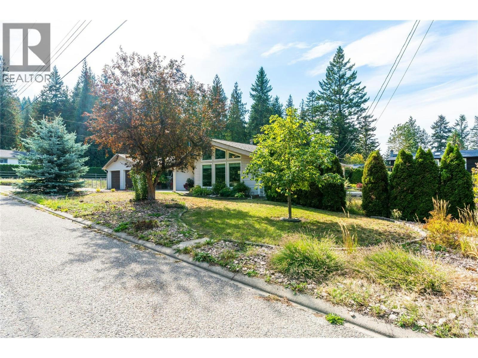 9434 Angus Drive - 3
