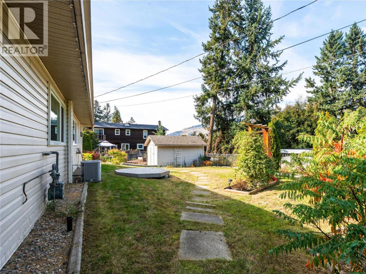 9434 Angus Drive, Coldstream, BC, V1B 3G1 - 33