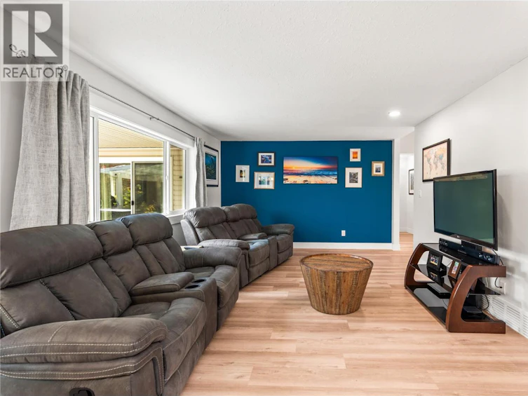 9434 Angus Drive, Coldstream, BC, V1B 3G1 - 16