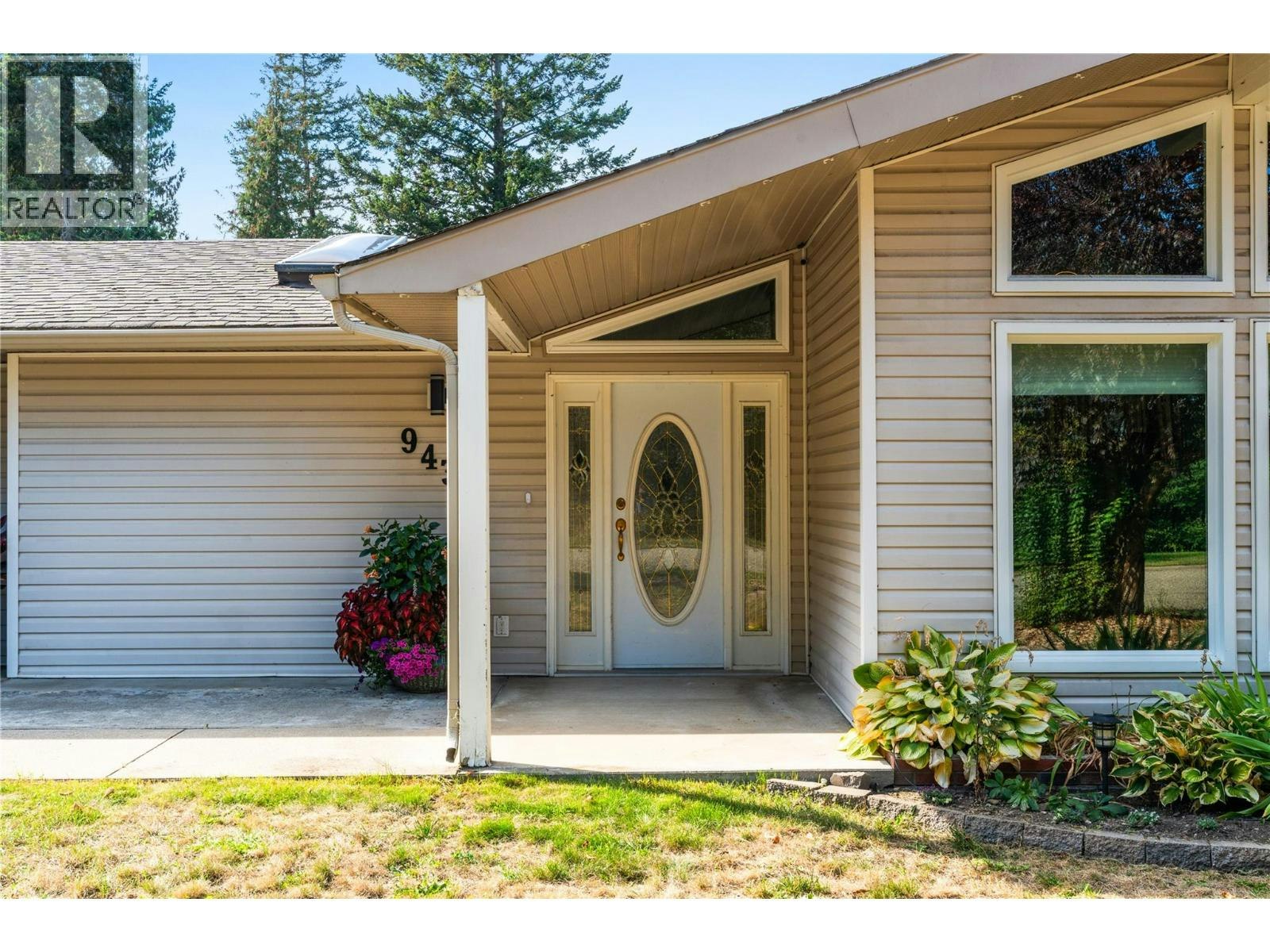 9434 Angus Drive, Coldstream, BC, V1B 3G1 - 29