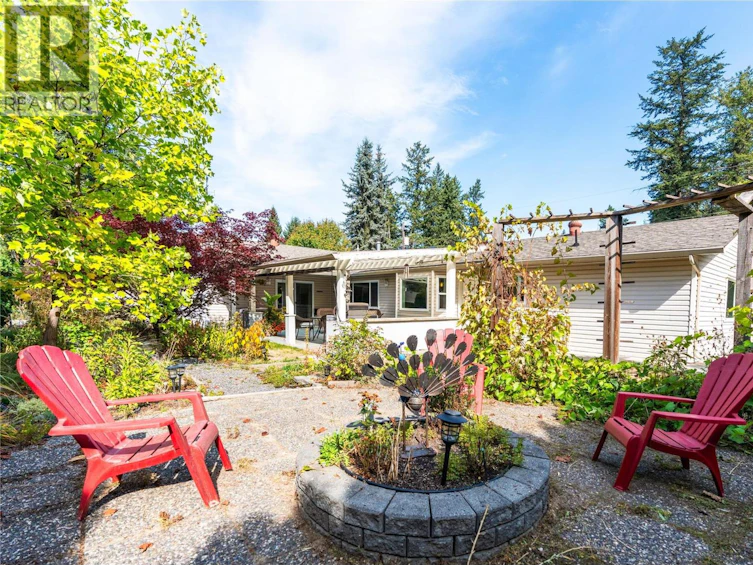 9434 Angus Drive, Coldstream, BC, V1B 3G1 - 46