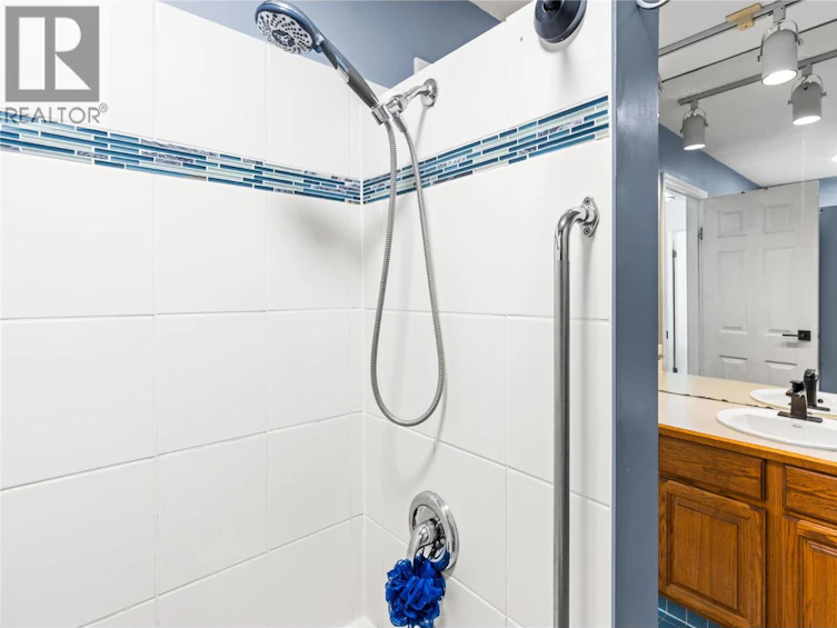 9434 Angus Drive, Coldstream, BC, V1B 3G1 - 21