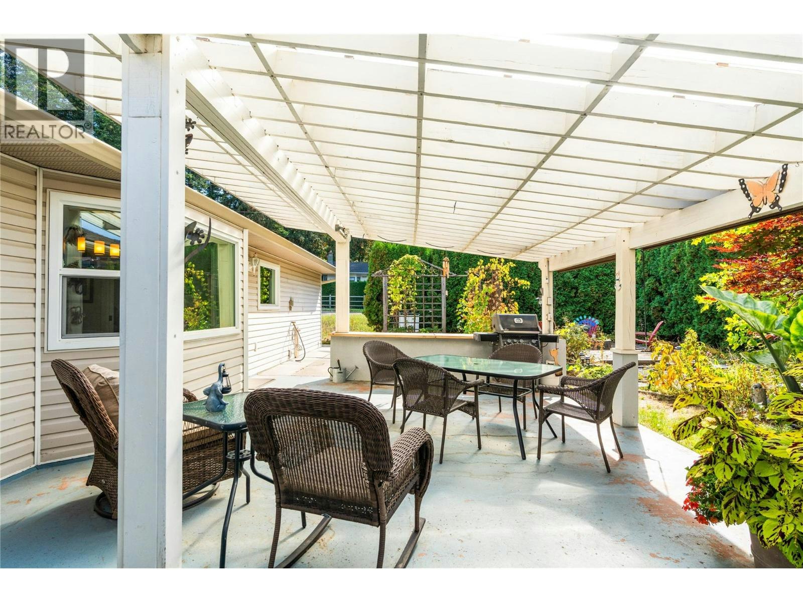 9434 Angus Drive, Coldstream, BC, V1B 3G1 - 40