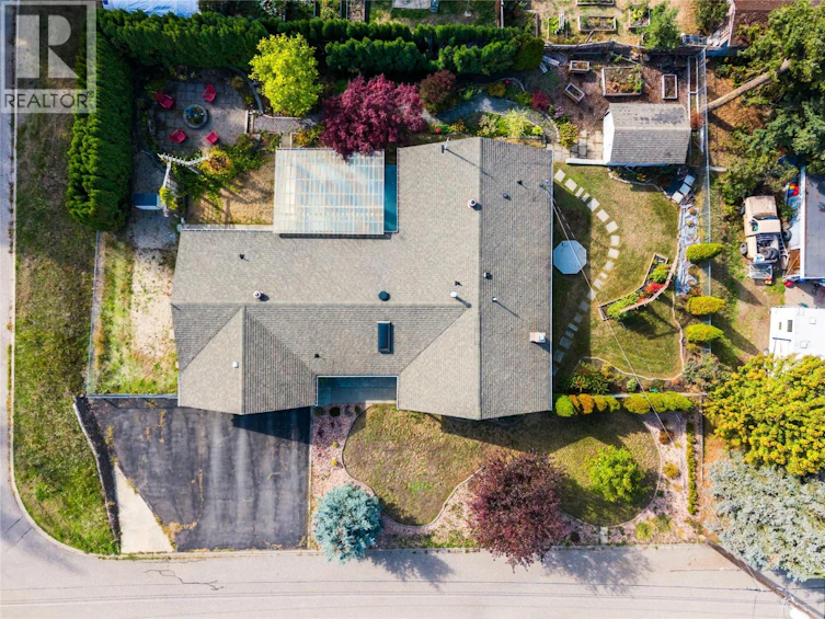 9434 Angus Drive, Coldstream, BC, V1B 3G1 - 49