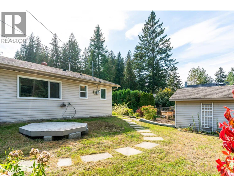 9434 Angus Drive, Coldstream, BC, V1B 3G1 - 35