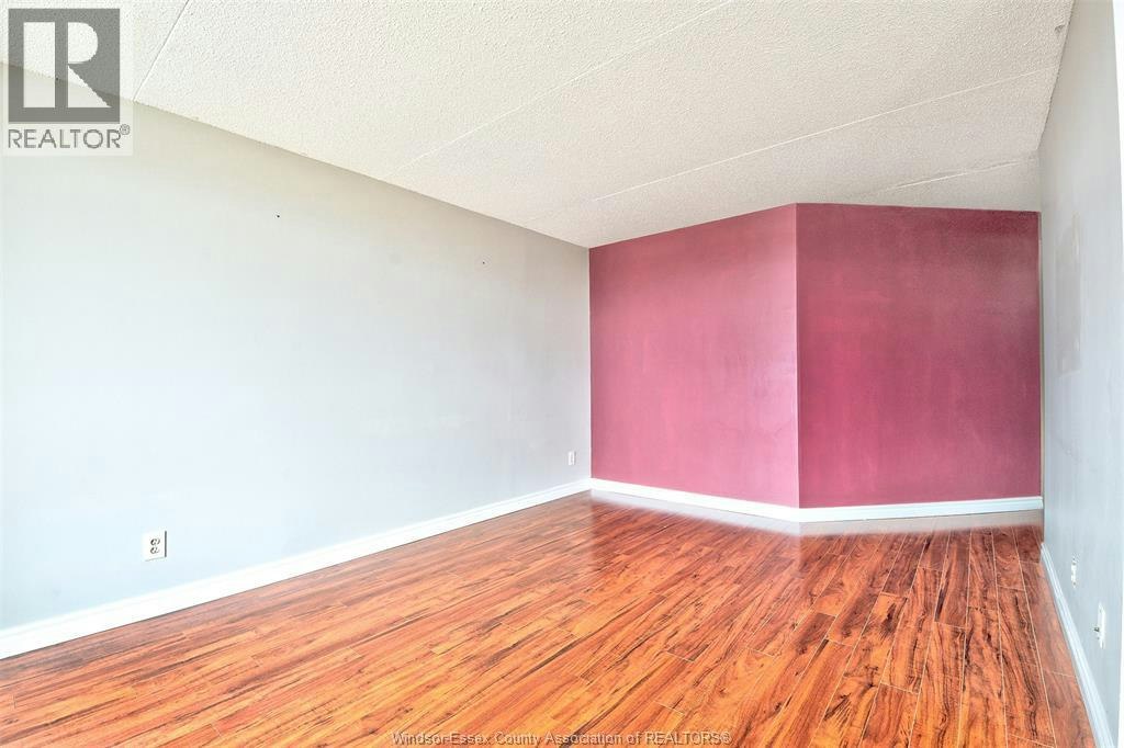 150 Park Avenue, Windsor, ON, N9A 7A2 - 7