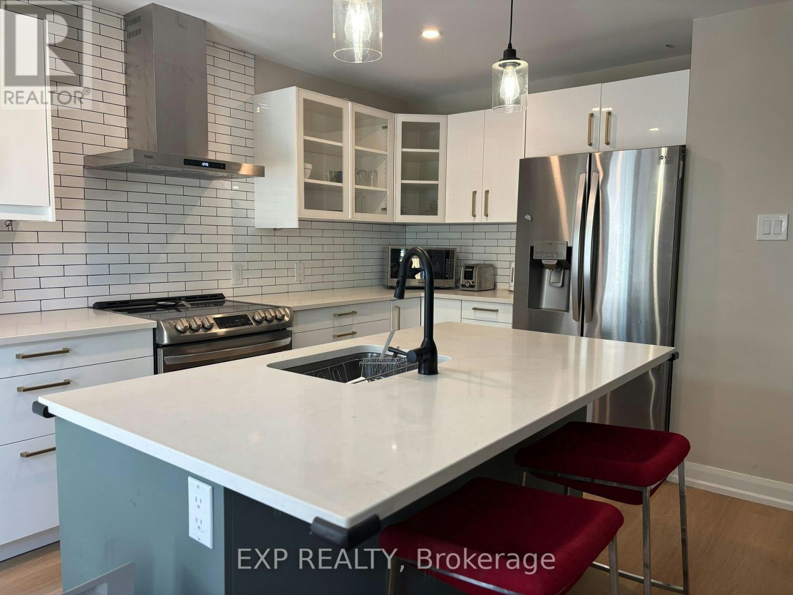 1381 Leigh Crescent, Ottawa, ON, K1J 8E5 - 9