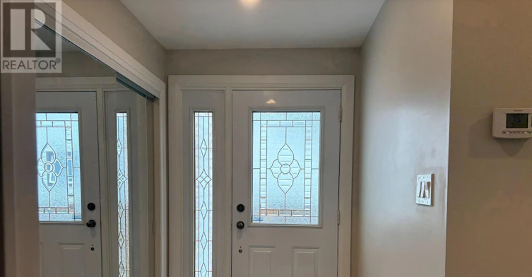 1381 Leigh Crescent, Ottawa, ON, K1J 8E5 - 3