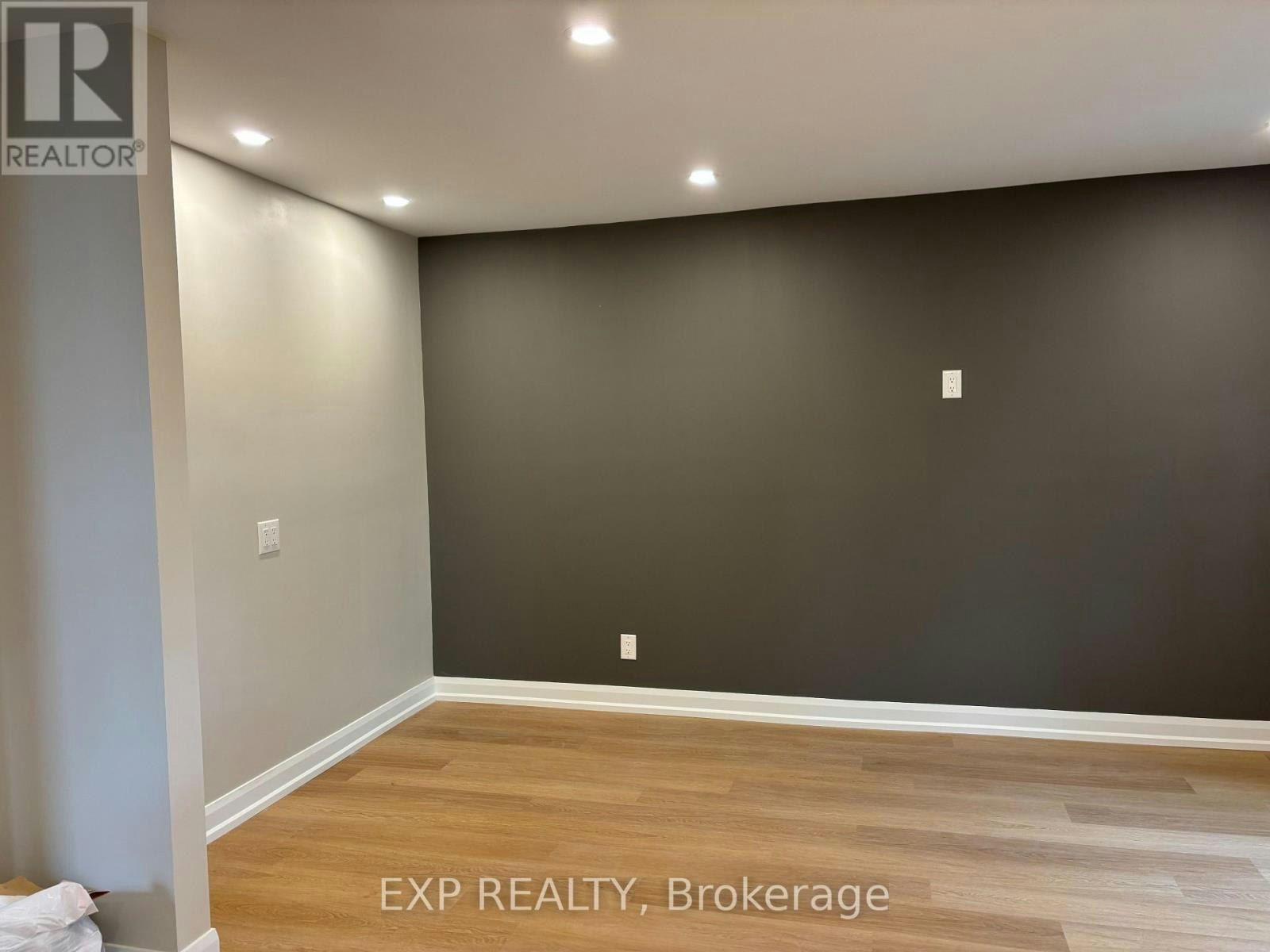 1381 Leigh Crescent, Ottawa, ON, K1J 8E5 - 5