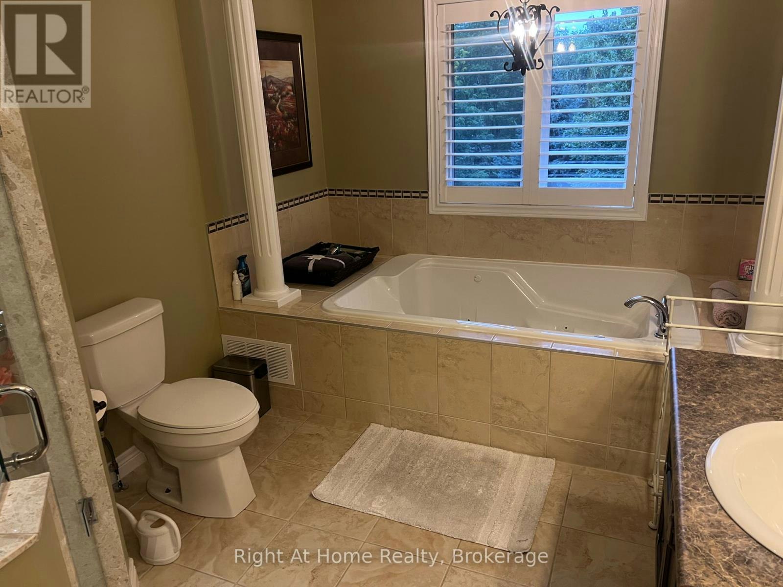 UPPER-52 Lorupe Court, Hamilton, ON, L9G 0C8 - 26