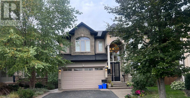 UPPER-52 Lorupe Court, Hamilton, ON, L9G 0C8