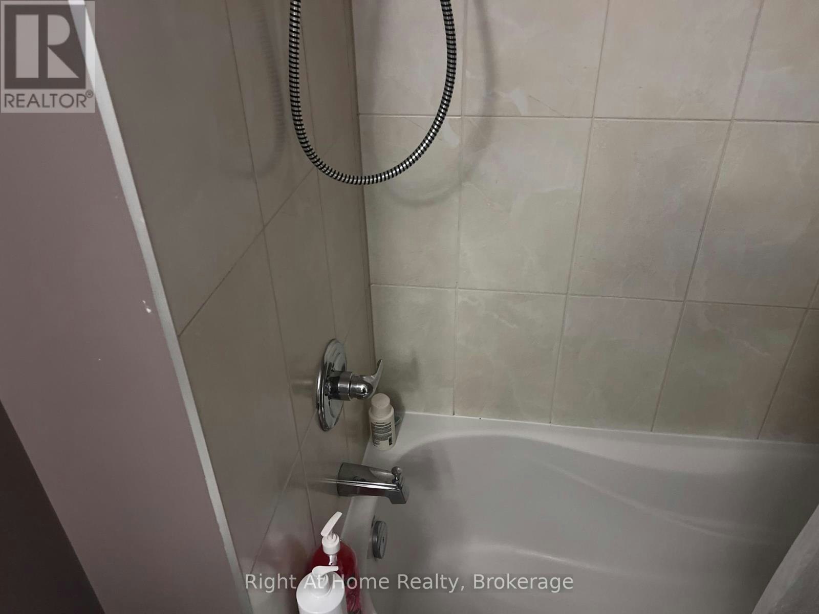 UPPER-52 Lorupe Court, Hamilton, ON, L9G 0C8 - 37