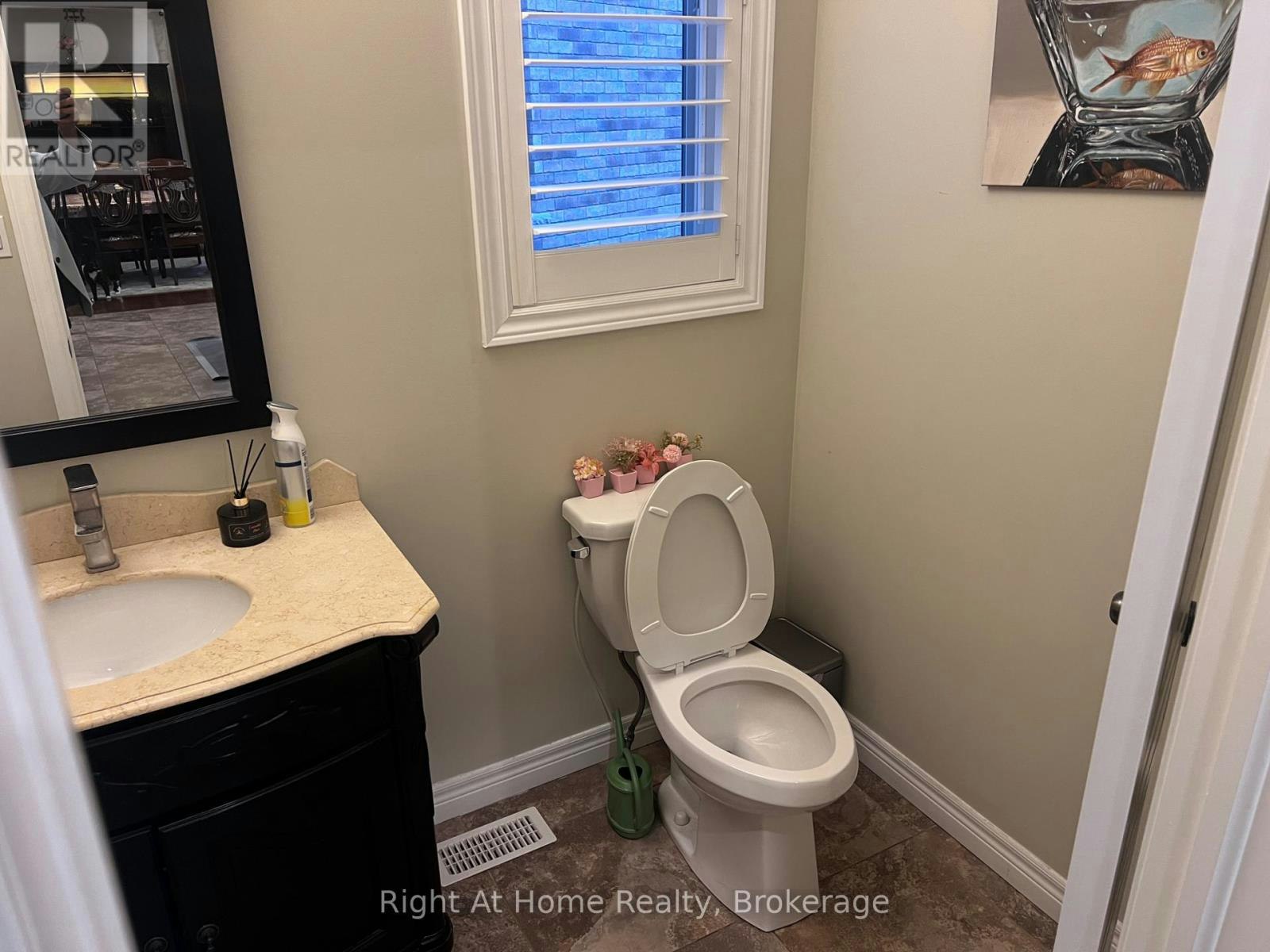 UPPER-52 Lorupe Court, Hamilton, ON, L9G 0C8 - 17