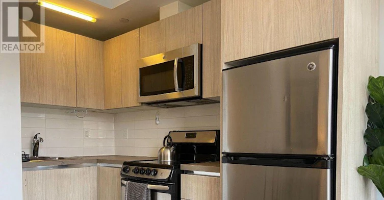202-335 College Street, Toronto, ON, M5T 1S2 - 2