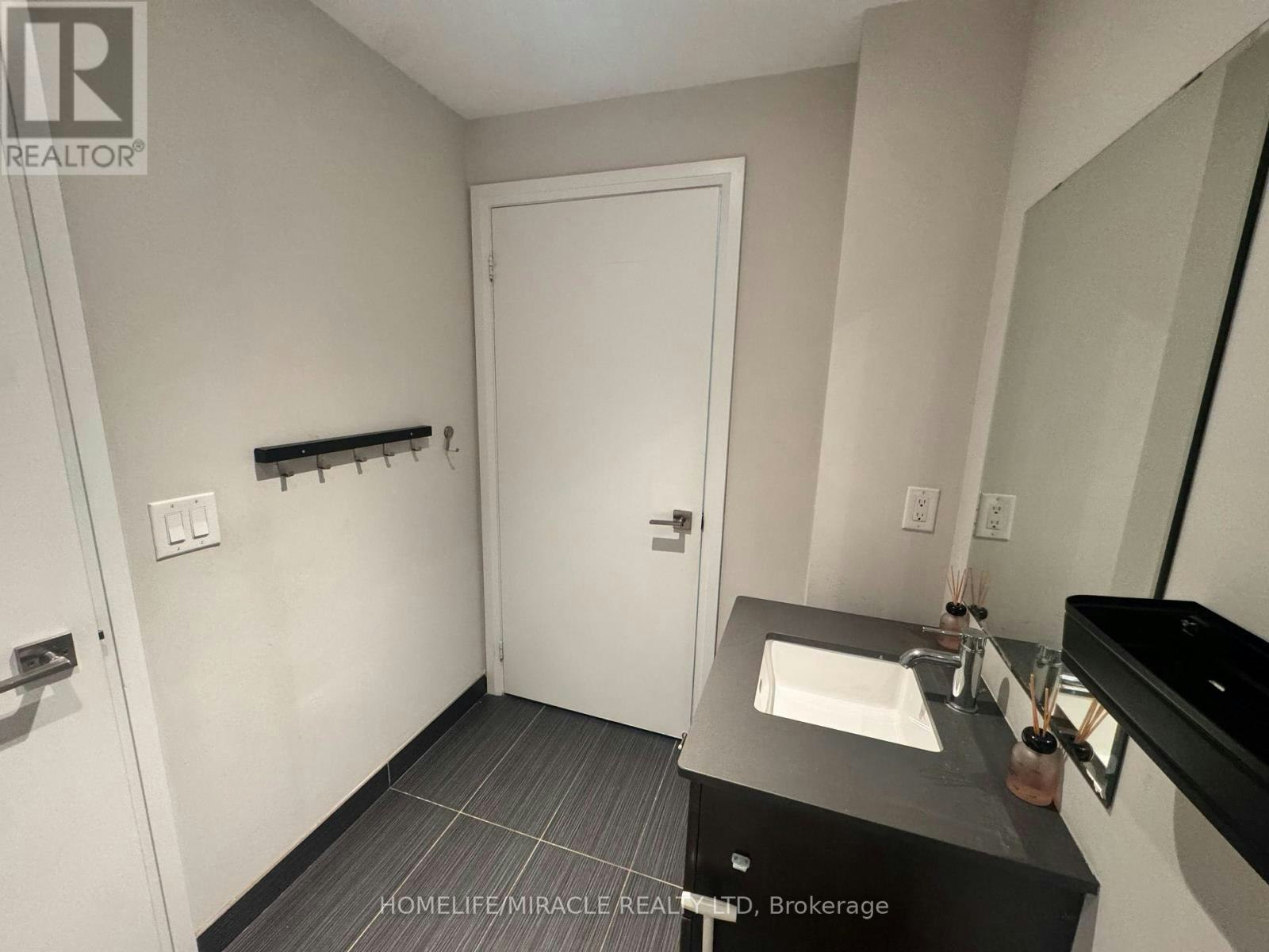 103-555 Wilson Avenue, Toronto, ON, M3H 5Y6 - 27