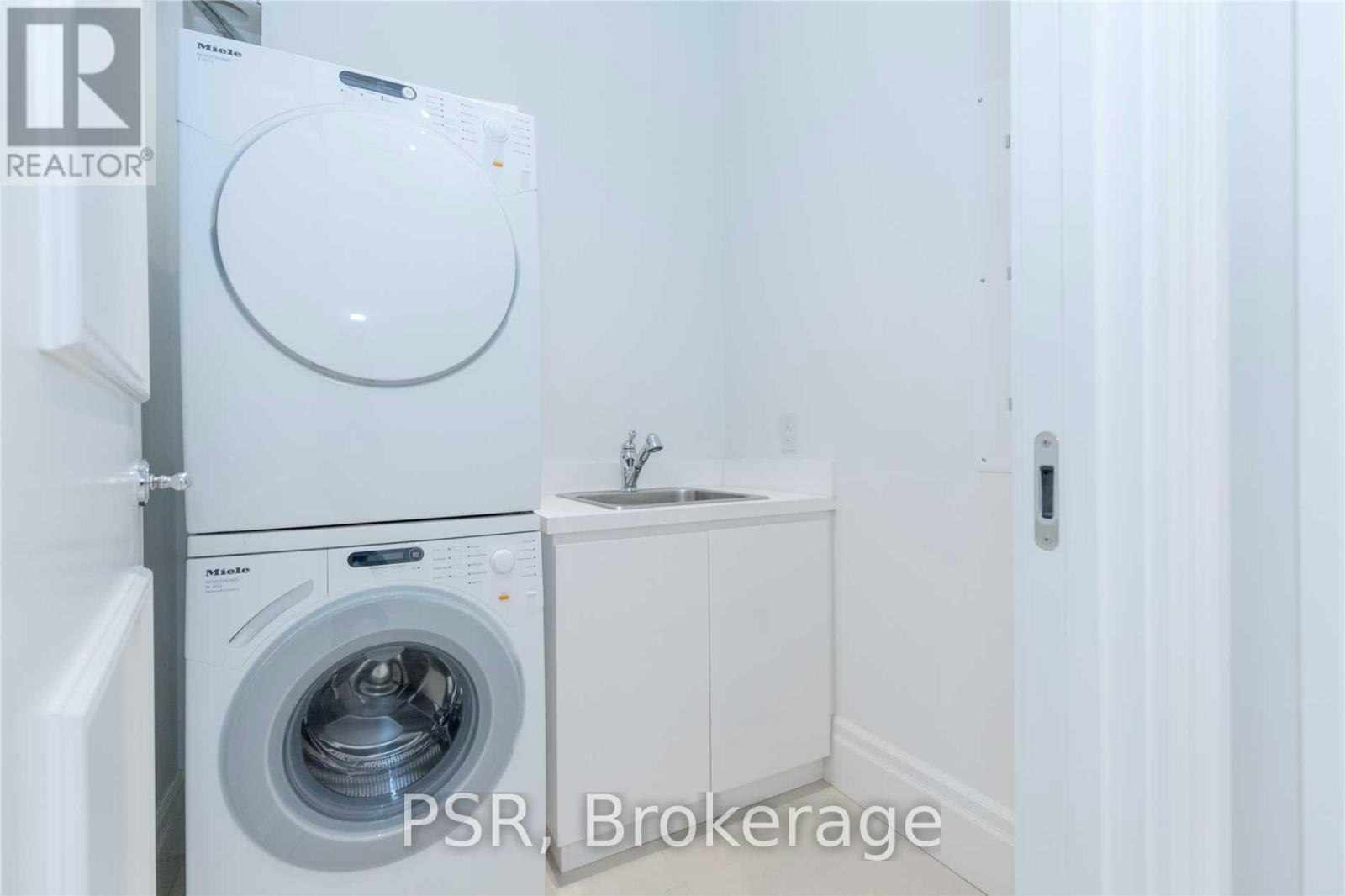 4104-311 Bay Street, Toronto, ON, M5H 4G5 - 17