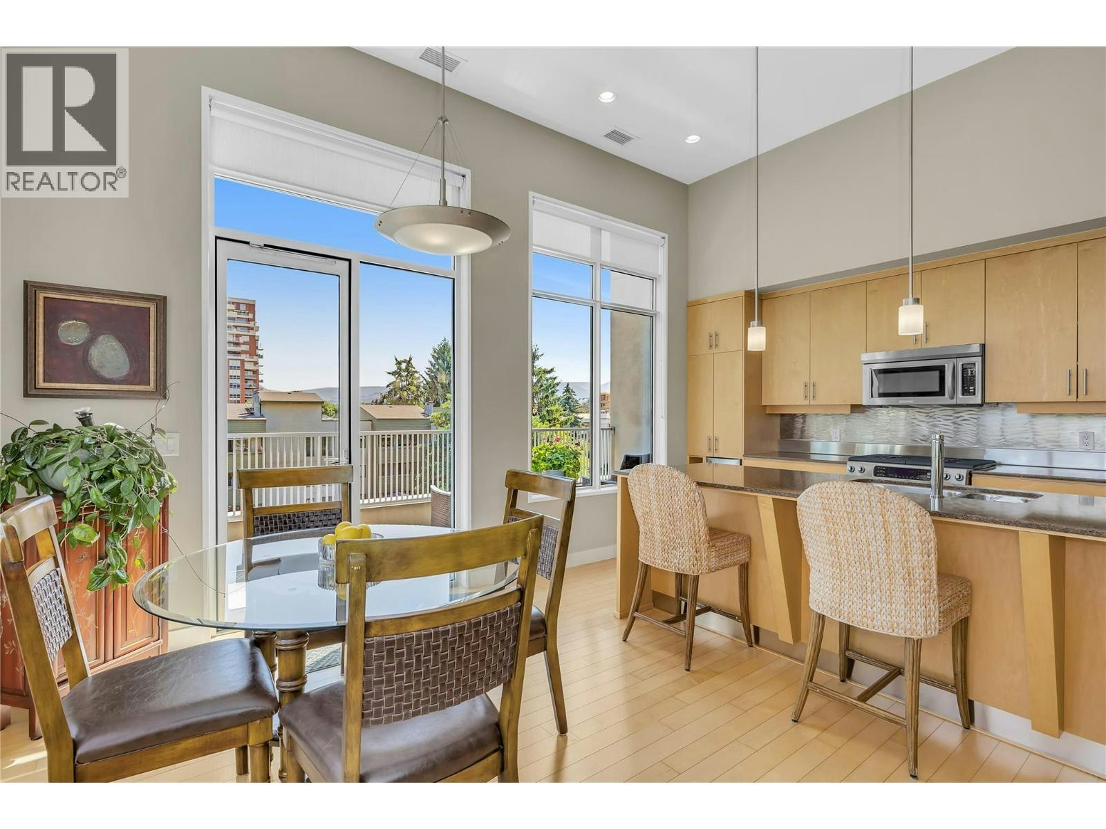 409-1495 Graham Street - 3