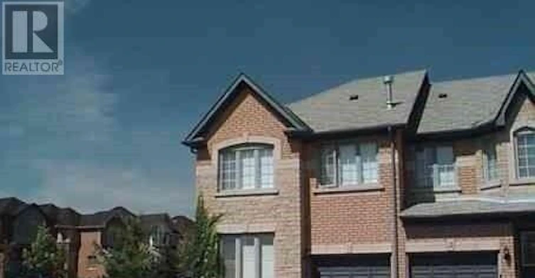 2-455 Apache Court, Mississauga, ON, L4Z 3W8 - 2